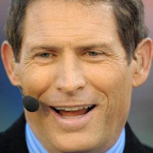 Age Of Steve Young biography
